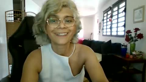 francelune online show from December 9, 2024, 5:29 am