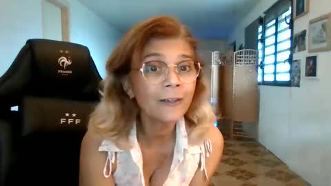 francelune online show from November 27, 2025, 1:13 pm