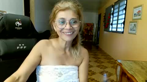 francelune online show from April 2, 2026, 11:30 am