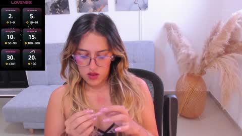 Francesca online show from December 11, 2024, 3:15 pm