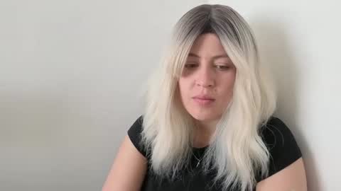 Francesca online show from September 24, 2025, 6:22 pm