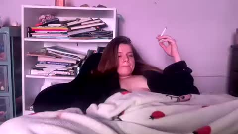 francescafey online show from November 26, 2025, 8:48 am