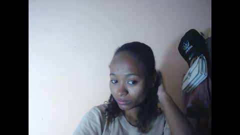 francine925426 online show from October 25, 2025, 2:13 pm