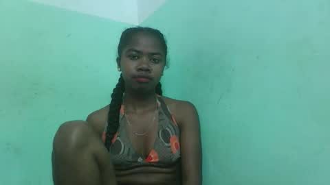 Snapshot of francinealdy chatting on September 21, 2025, 7:54 am francinealdy online show from September 21, 2025, 7:54 am