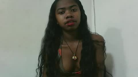 Snapshot of francinealdy chatting on October 7, 2025, 5:04 am francinealdy online show from October 7, 2025, 5:04 am