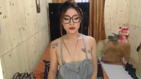 Snapshot of francinehotter chatting on November 13, 2025, 9:19 am francinehotter online show from November 13, 2025, 9:19 am