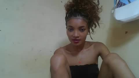 Snapshot of francinoli chatting on May 11, 2026, 9:26 am Francinoli online show from May 11, 2026, 9:26 am