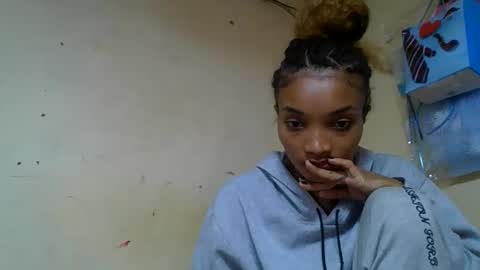 Snapshot of francinoli chatting on June 3, 2026, 2:44 pm Francinoli online show from June 3, 2026, 2:44 pm