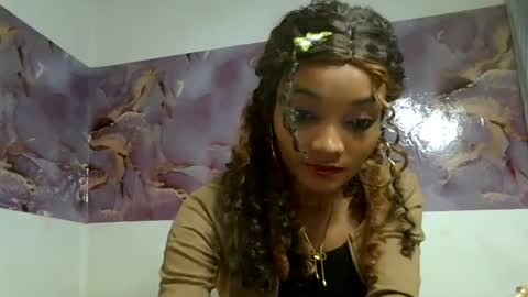 Snapshot of francinoli chatting on July 25, 2026, 4:59 pm Francinoli online show from July 25, 2026, 4:59 pm