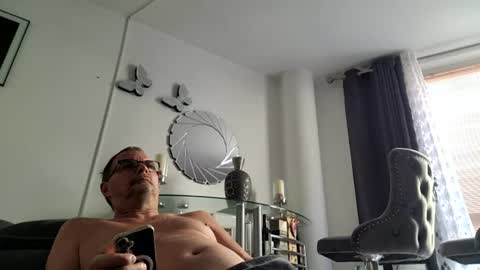 Snapshot of franciscomalin chatting on July 9, 2026, 9:02 am franciscomalin online show from July 9, 2026, 9:02 am