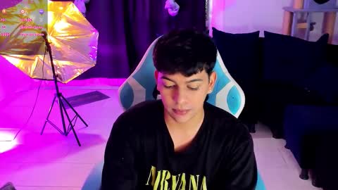 frank online show from November 19, 2025, 12:43 am