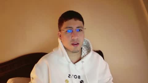 Snapshot of francopizano chatting on July 23, 2026, 4:32 am Francum online show from July 23, 2026, 4:32 am