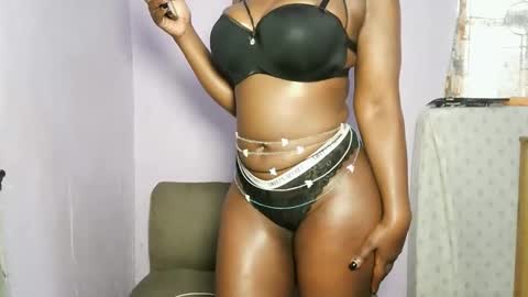 Snapshot of francy_123456 chatting on February 2, 2026, 5:06 am francy 123456 online show from February 2, 2026, 5:06 am