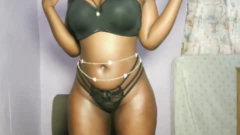 Snapshot of francy_123456 chatting on February 8, 2026, 7:12 am francy 123456 online show from February 8, 2026, 7:12 am