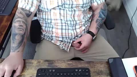 Snapshot of frank1107 chatting on September 30, 2025, 6:24 pm Frank online show from September 30, 2025, 6:24 pm