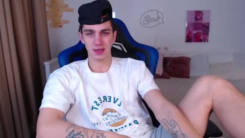 Frank online show from December 8, 2024, 3:32 am