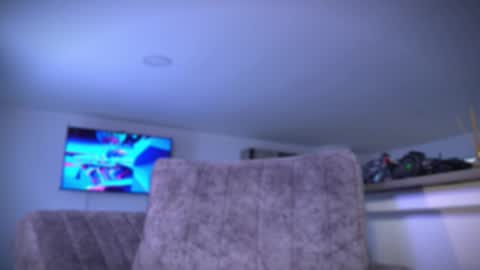 Frank Farrell. Hey remember to give me a thumbs up Ty online show from October 1, 2025, 9:43 pm