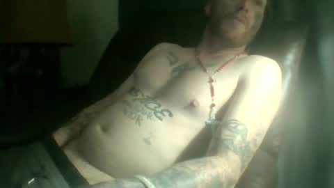 Snapshot of frankyb0yforeal chatting on July 15, 2026, 4:18 am frankyb0yforeal online show from July 15, 2026, 4:18 am