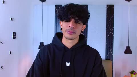 Franvill trato online show from September 30, 2025, 7:52 pm