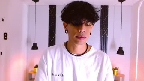 Franvill trato online show from October 4, 2025, 8:07 pm