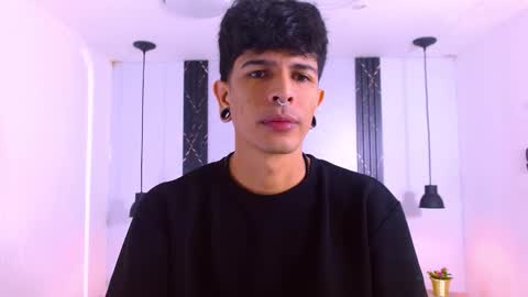 Franvill trato online show from December 21, 2025, 6:48 pm