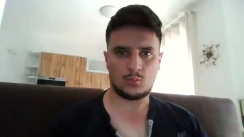 Snapshot of fraromeo2 chatting on April 16, 2026, 12:28 pm fraromeo2 online show from April 16, 2026, 12:28 pm