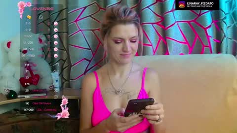 Snapshot of frashpie chatting on December 2, 2024, 12:09 am FrashPie online show from December 2, 2024, 12:09 am