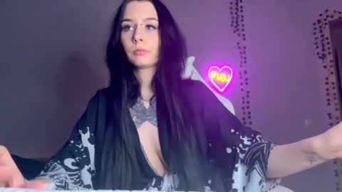 mistress Bastet and  mintcola online show from February 19, 2025, 12:25 am