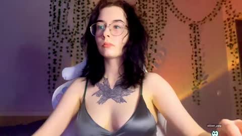 mistress Bastet and  mintcola online show from March 12, 2025, 4:56 pm