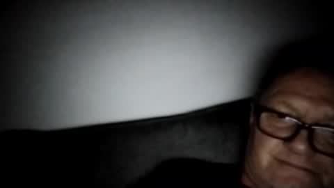 Snapshot of frauenfeind1 chatting on December 26, 2024, 6:52 am Wolfi online show from December 26, 2024, 6:52 am