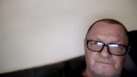 Snapshot of frauenfeind1 chatting on February 24, 2025, 10:37 am Wolfi online show from February 24, 2025, 10:37 am