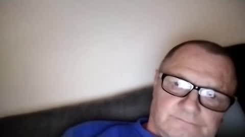 Snapshot of frauenfeind1 chatting on February 27, 2025, 8:17 am Wolfi online show from February 27, 2025, 8:17 am