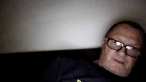 Snapshot of frauenfeind1 chatting on October 13, 2025, 8:36 am Wolfi online show from October 13, 2025, 8:36 am