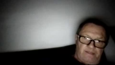 Snapshot of frauenfeind1 chatting on November 4, 2025, 6:23 am Wolfi online show from November 4, 2025, 6:23 am