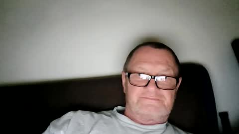 Snapshot of frauenfeind1 chatting on June 10, 2026, 9:52 am Wolfi online show from June 10, 2026, 9:52 am