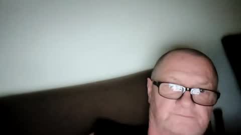 Snapshot of frauenfeind1 chatting on June 28, 2026, 5:13 am Wolfi online show from June 28, 2026, 5:13 am
