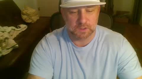 poundyouout1969 online show from March 6, 2026, 6:10 am