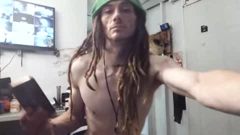 Squirrel twink online show from October 1, 2025, 9:15 am