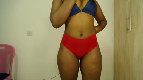 Snapshot of freaky_ass chatting on May 6, 2026, 10:48 pm Berry online show from May 6, 2026, 10:48 pm