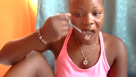 freaky_dolly online show from January 10, 2025, 7:57 am