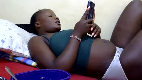 freaky_dolly online show from January 20, 2025, 9:56 am