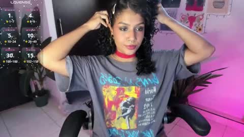 Snapshot of freaky_lia chatting on September 11, 2025, 10:54 pm Lia Gomez online show from September 11, 2025, 10:54 pm
