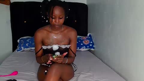 Snapshot of freaky_shyy chatting on January 9, 2026, 10:40 am freaky-shazy online show from January 9, 2026, 10:40 am