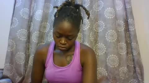 Freakies online show from November 7, 2025, 6:46 am