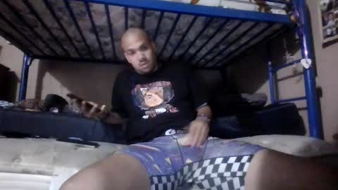 Snapshot of freakyfreddie48 chatting on March 9, 2025, 6:06 am freakyfreddie48 online show from March 9, 2025, 6:06 am