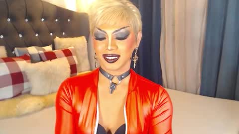 FREAKY ZIZI online show from January 13, 2026, 9:31 pm