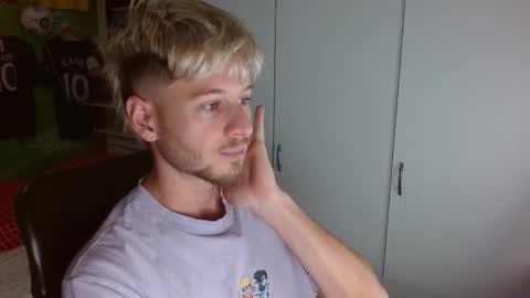 Snapshot of freddy_star chatting on September 27, 2025, 10:09 am Frederick Perin online show from September 27, 2025, 10:09 am