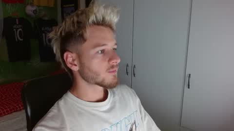 Snapshot of freddy_star chatting on October 2, 2025, 11:28 am Frederick Perin online show from October 2, 2025, 11:28 am