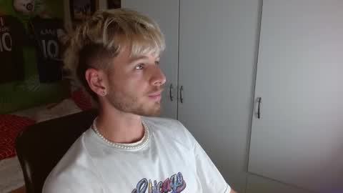 Snapshot of freddy_star chatting on October 4, 2025, 8:18 pm Frederick Perin online show from October 4, 2025, 8:18 pm