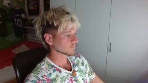 Snapshot of freddy_star chatting on November 13, 2025, 10:30 pm Frederick Perin online show from November 13, 2025, 10:30 pm